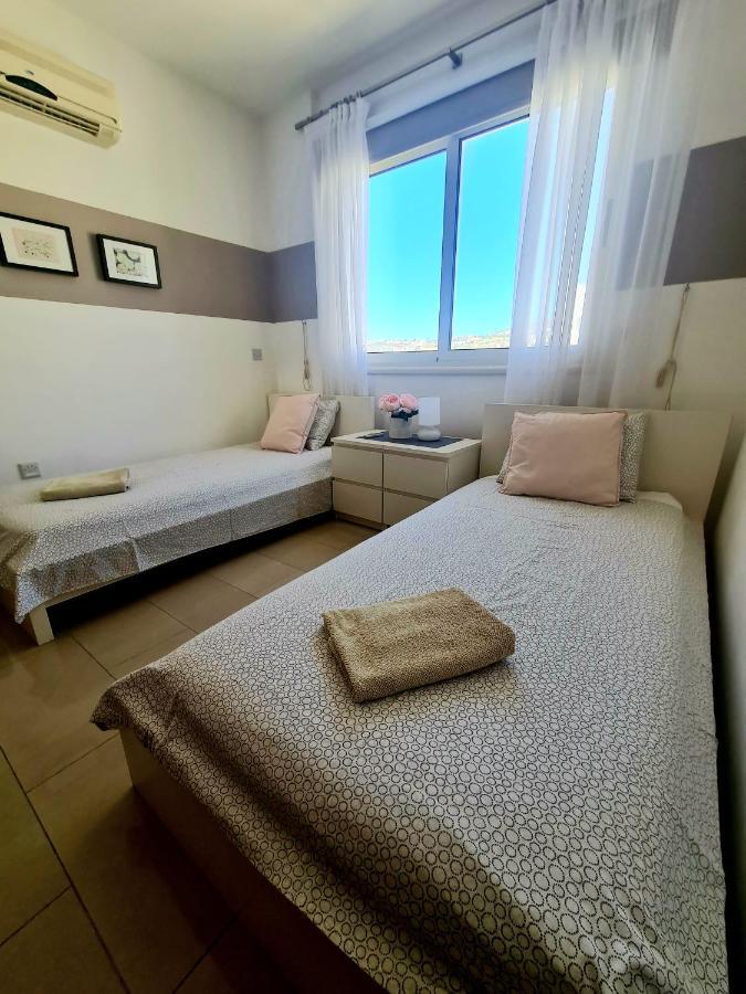 Modern And Stylish In Vanessa Complex Пейя